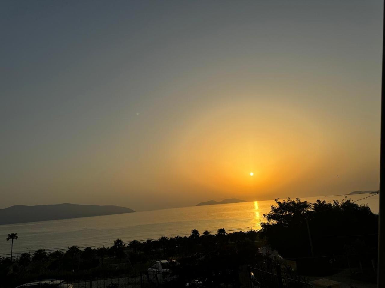 Voyage Villa Vlorë エクステリア 写真