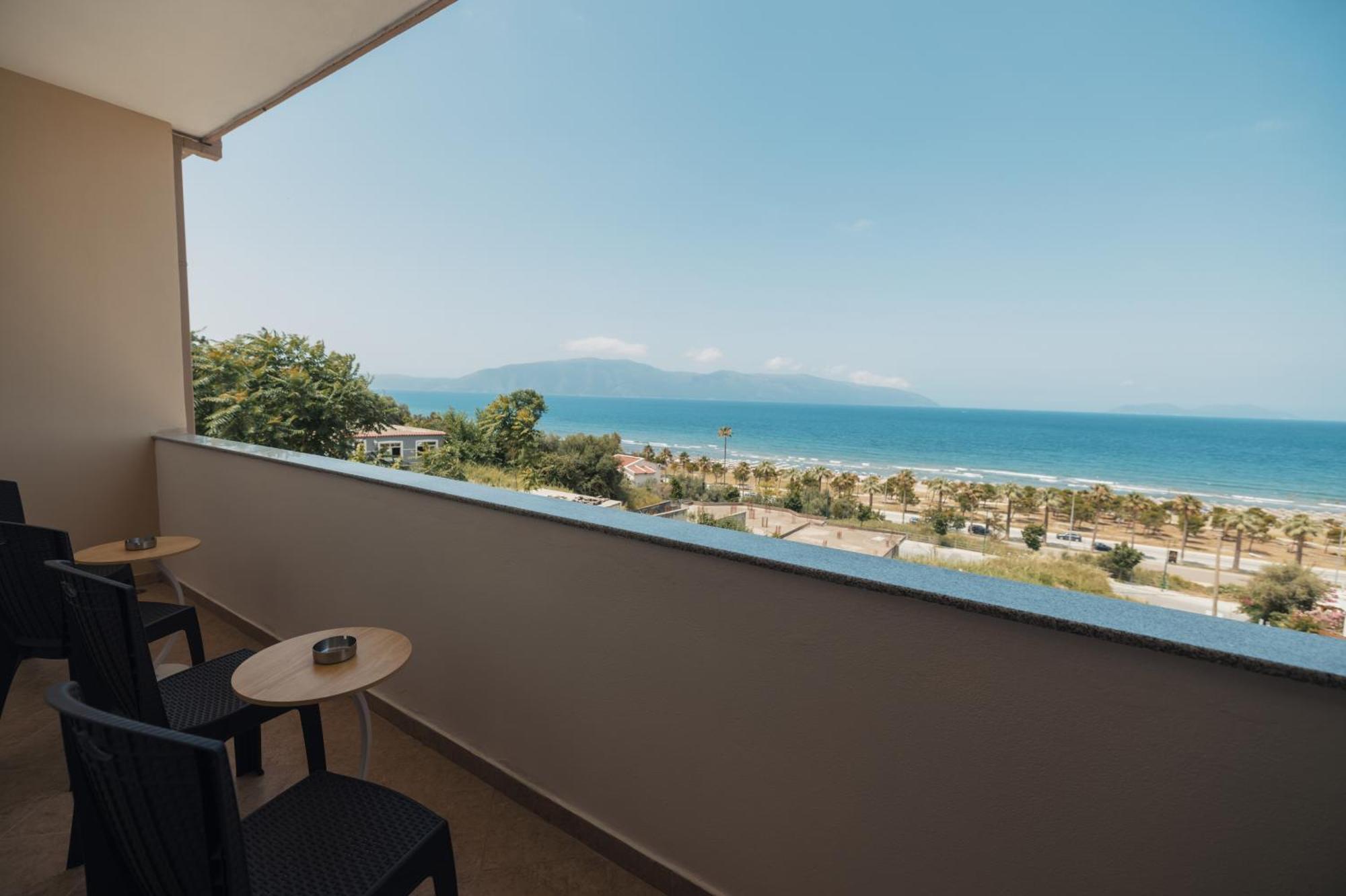Voyage Villa Vlorë エクステリア 写真