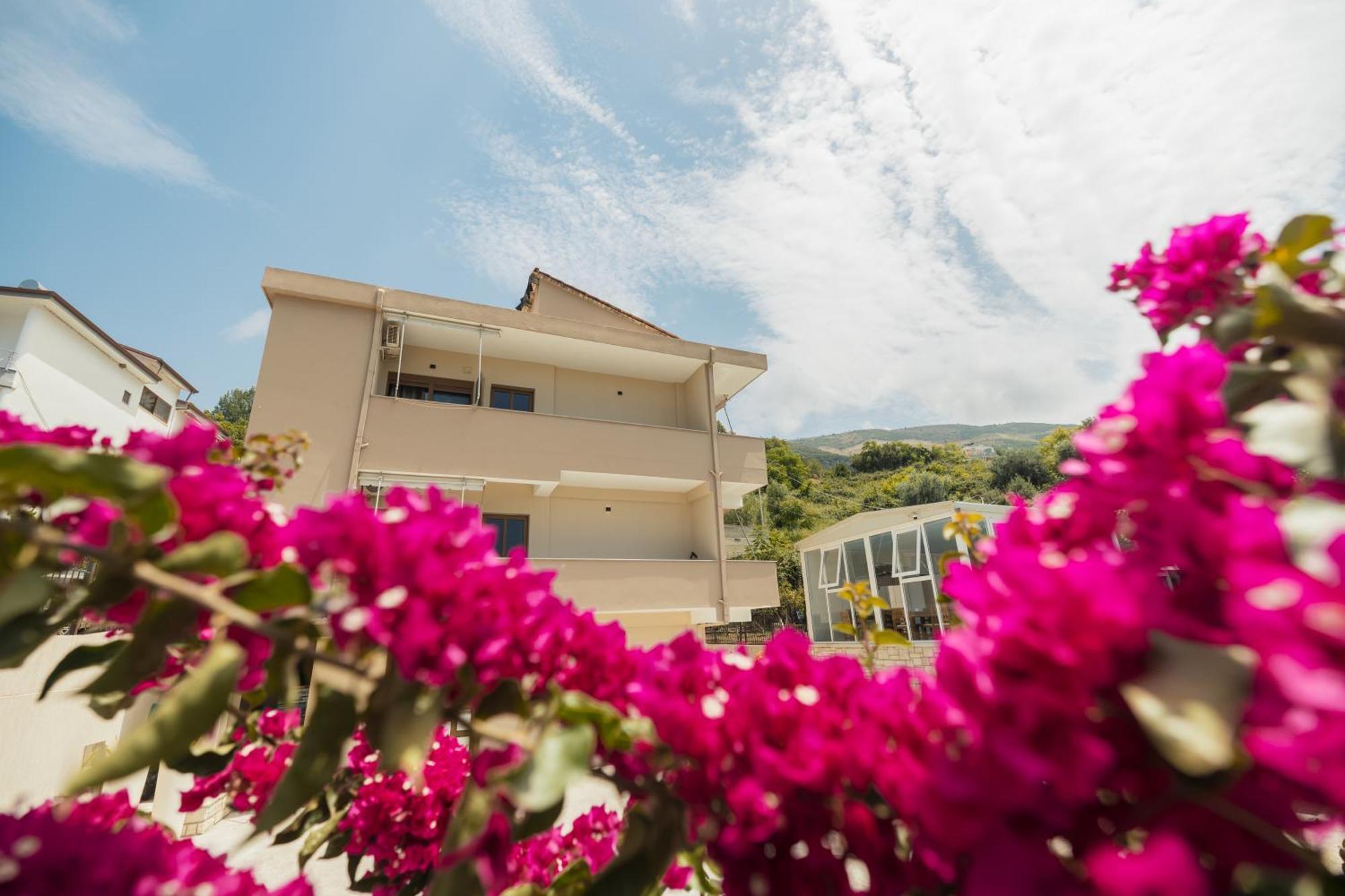 Voyage Villa Vlorë エクステリア 写真