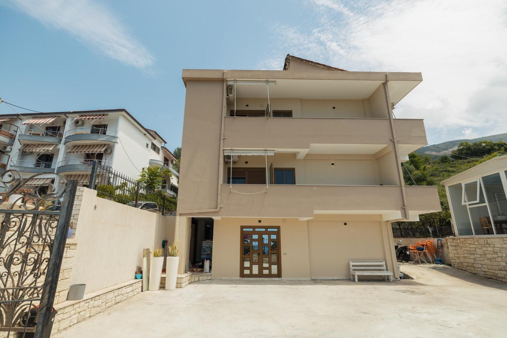 Voyage Villa Vlorë エクステリア 写真